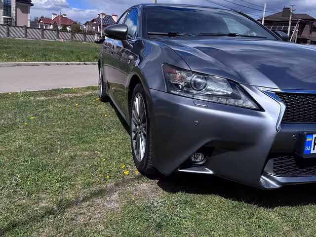 Lexus GS - фото 5