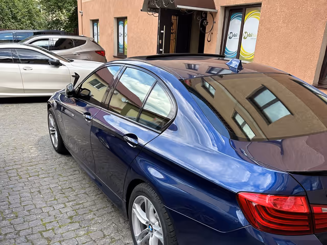 BMW 5 серії - фото 3