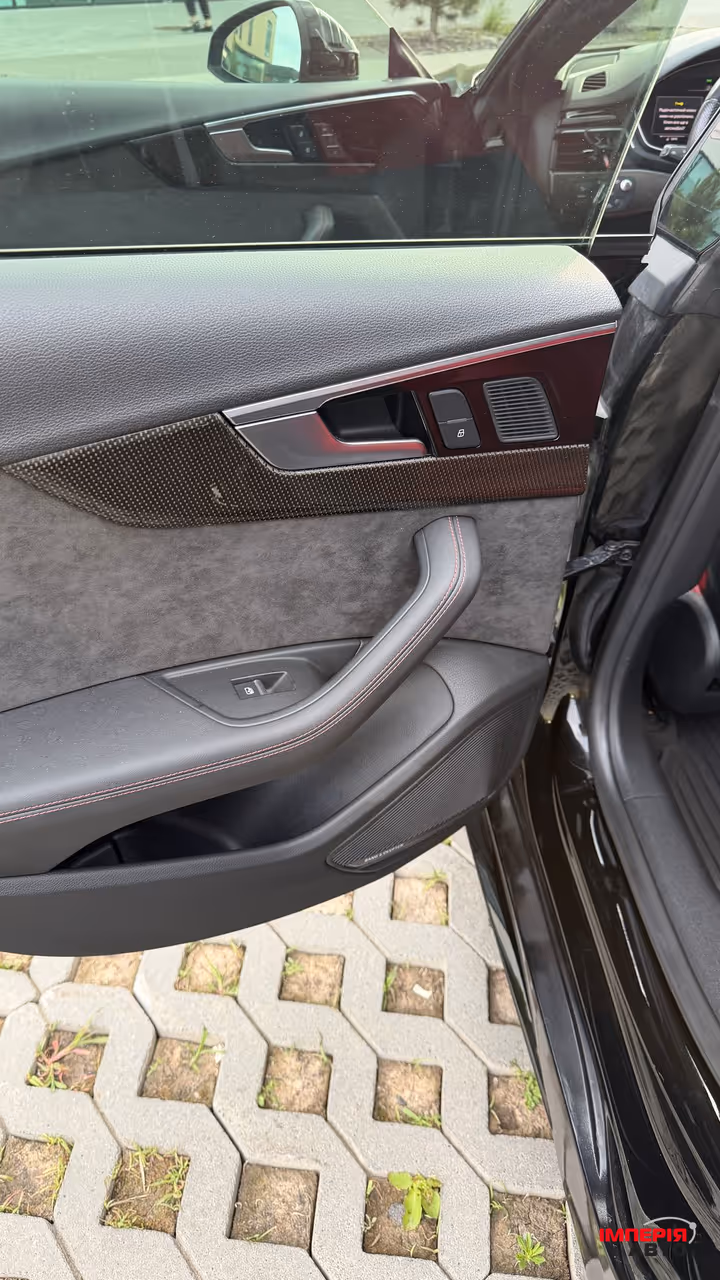 Audi S5 - фото 13