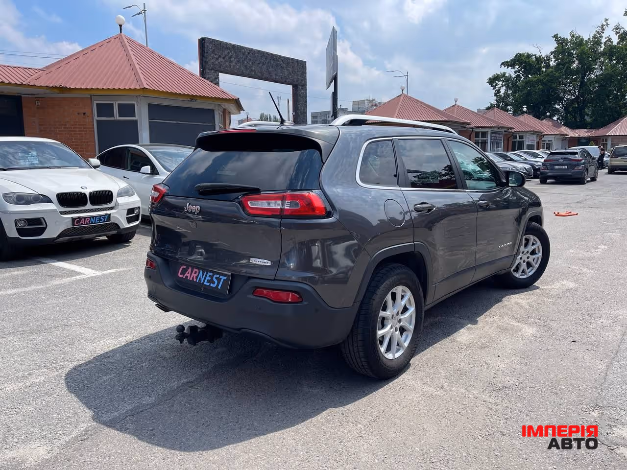 Jeep Cherokee - фото 6