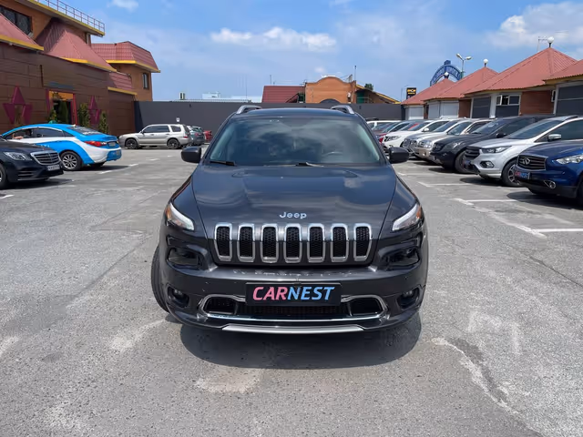 Jeep Cherokee - фото 3