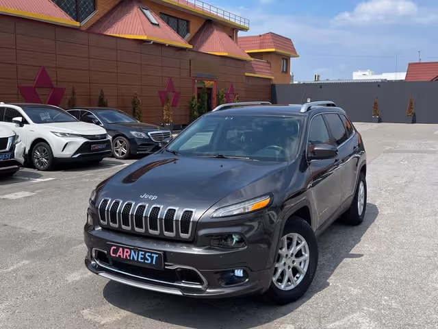 Jeep Cherokee - фото 1