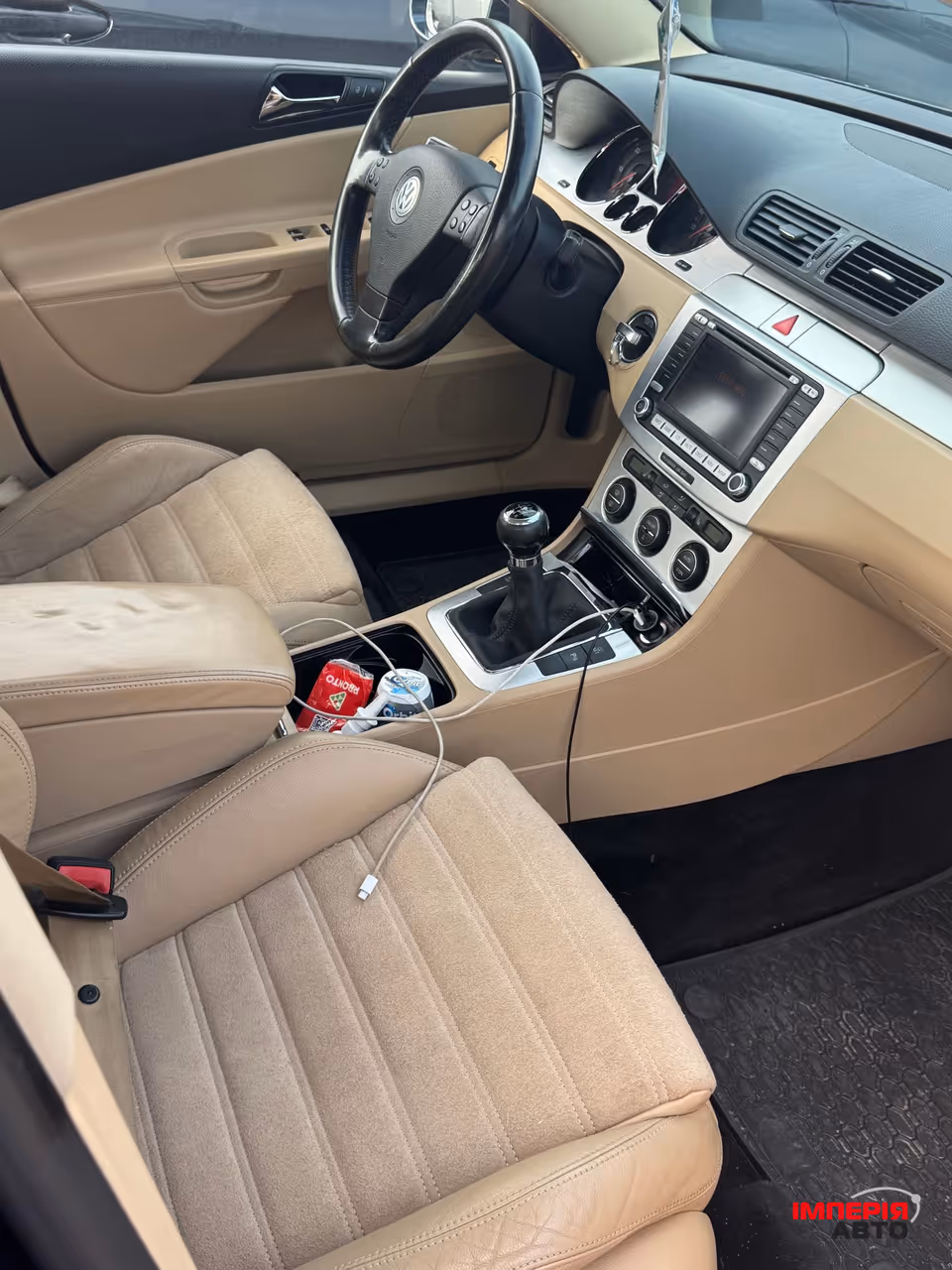 Volkswagen Passat - фото 14