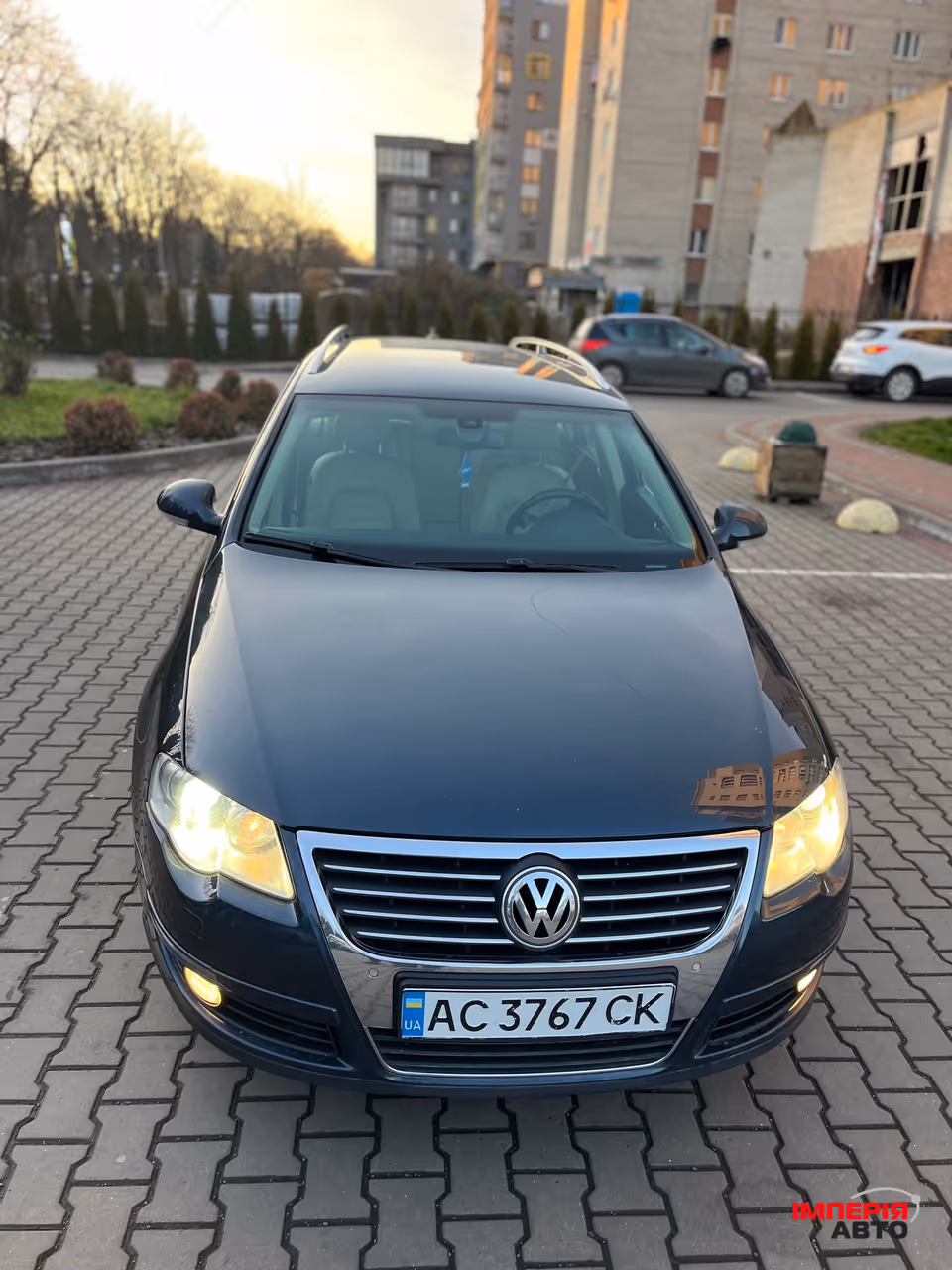 Volkswagen Passat - фото 2