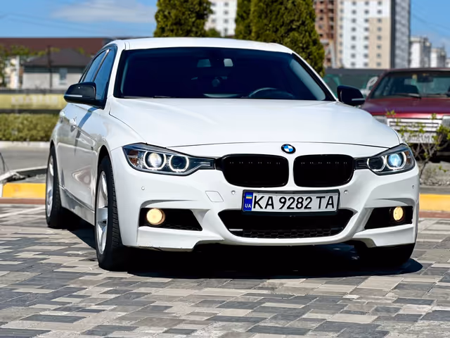 BMW 3 серії - фото 3