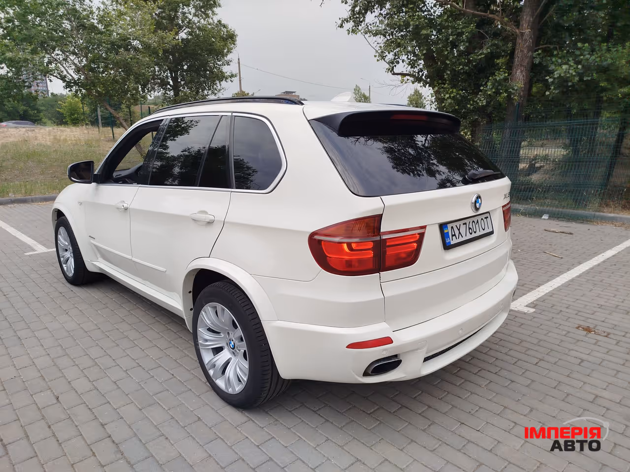 BMW X5 - фото 2
