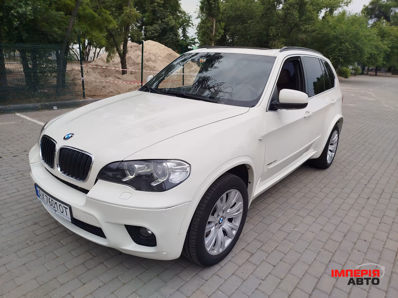 BMW X5 - фото 10