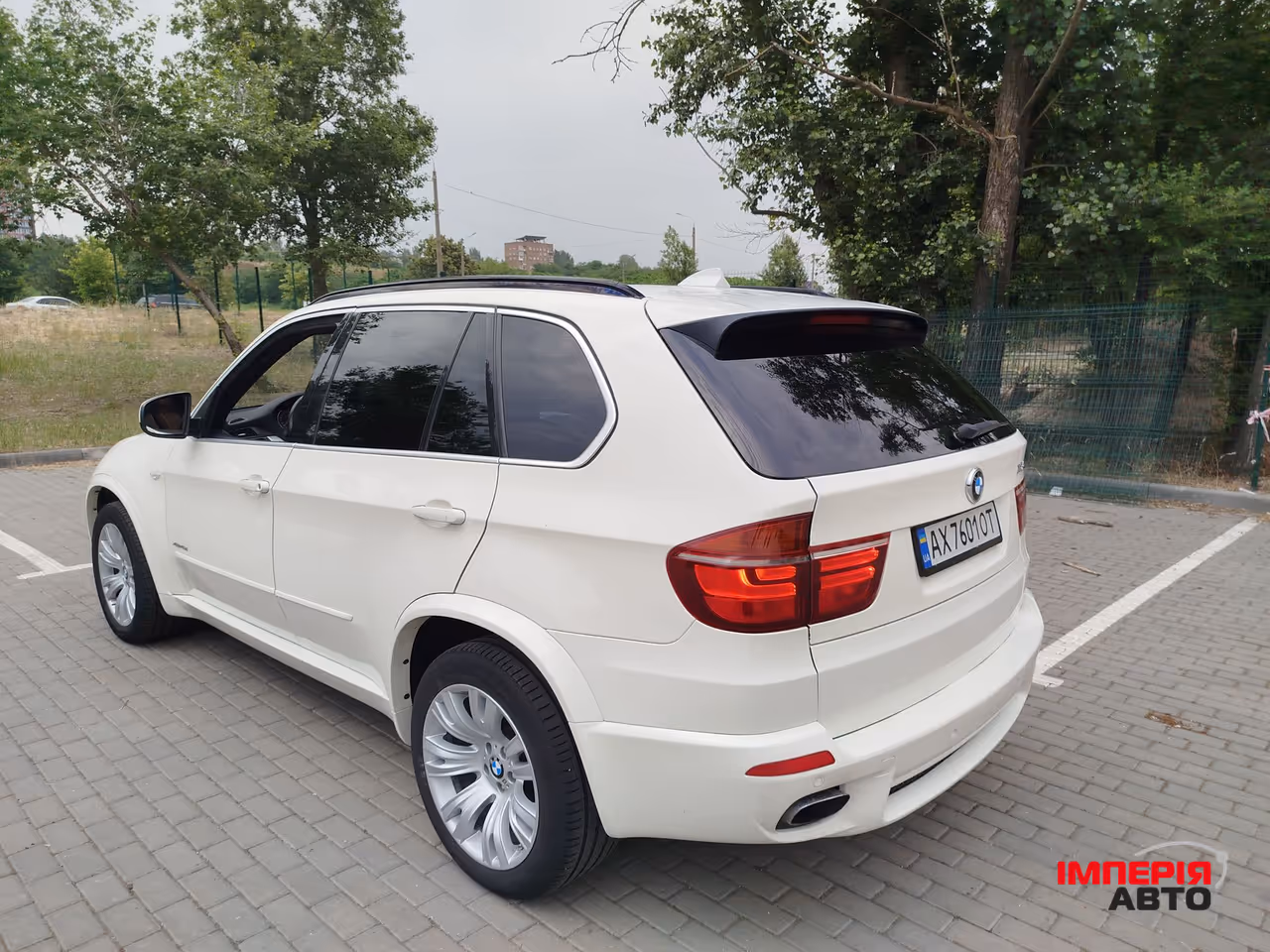 BMW X5 - фото 1