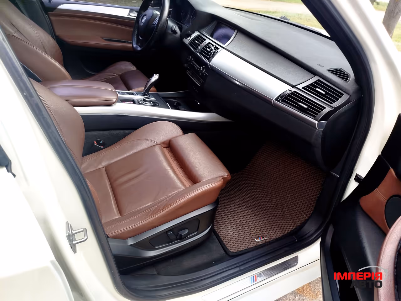 BMW X5 - фото 14