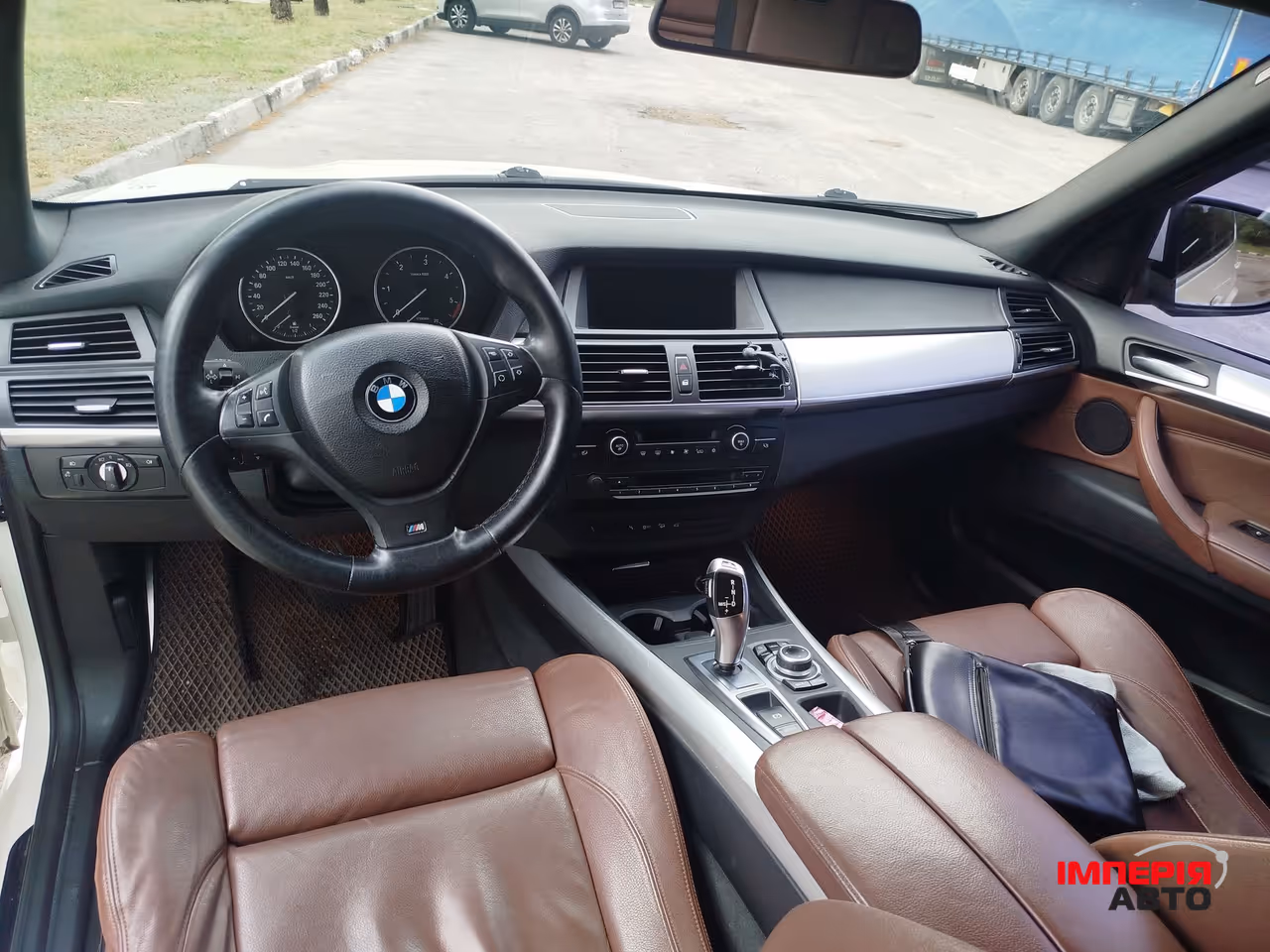 BMW X5 - фото 19
