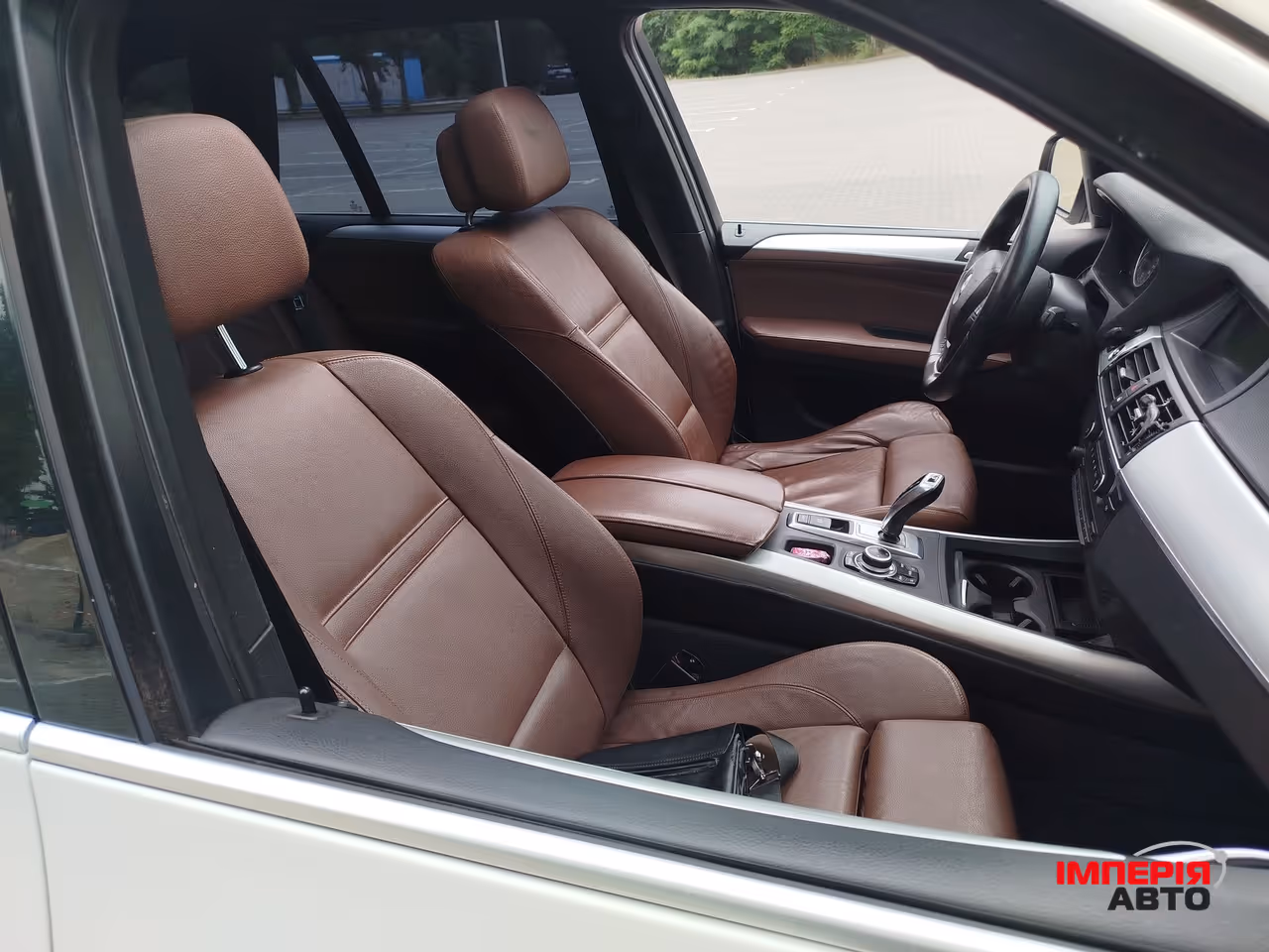 BMW X5 - фото 6