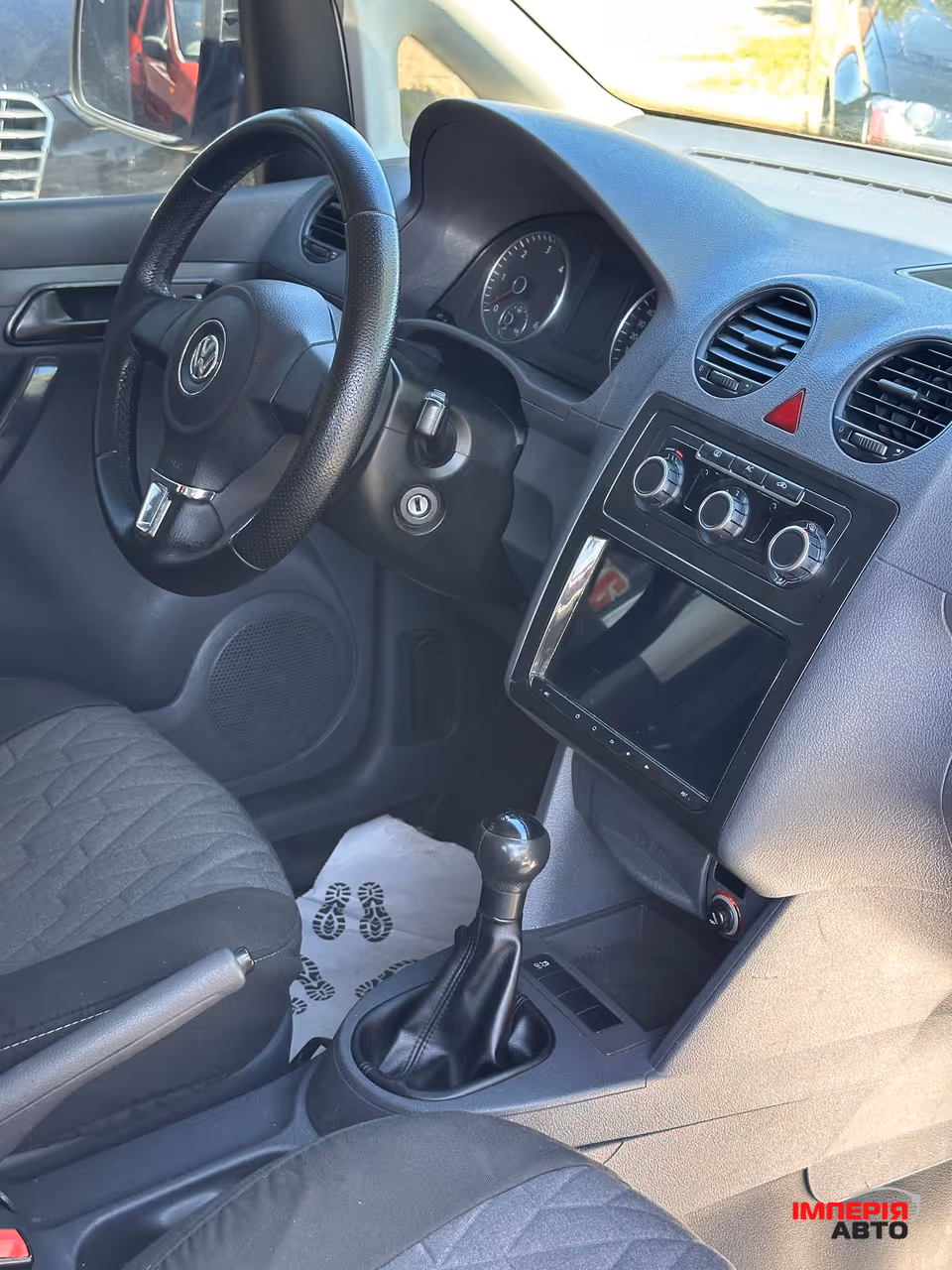 Volkswagen Caddy - фото 7