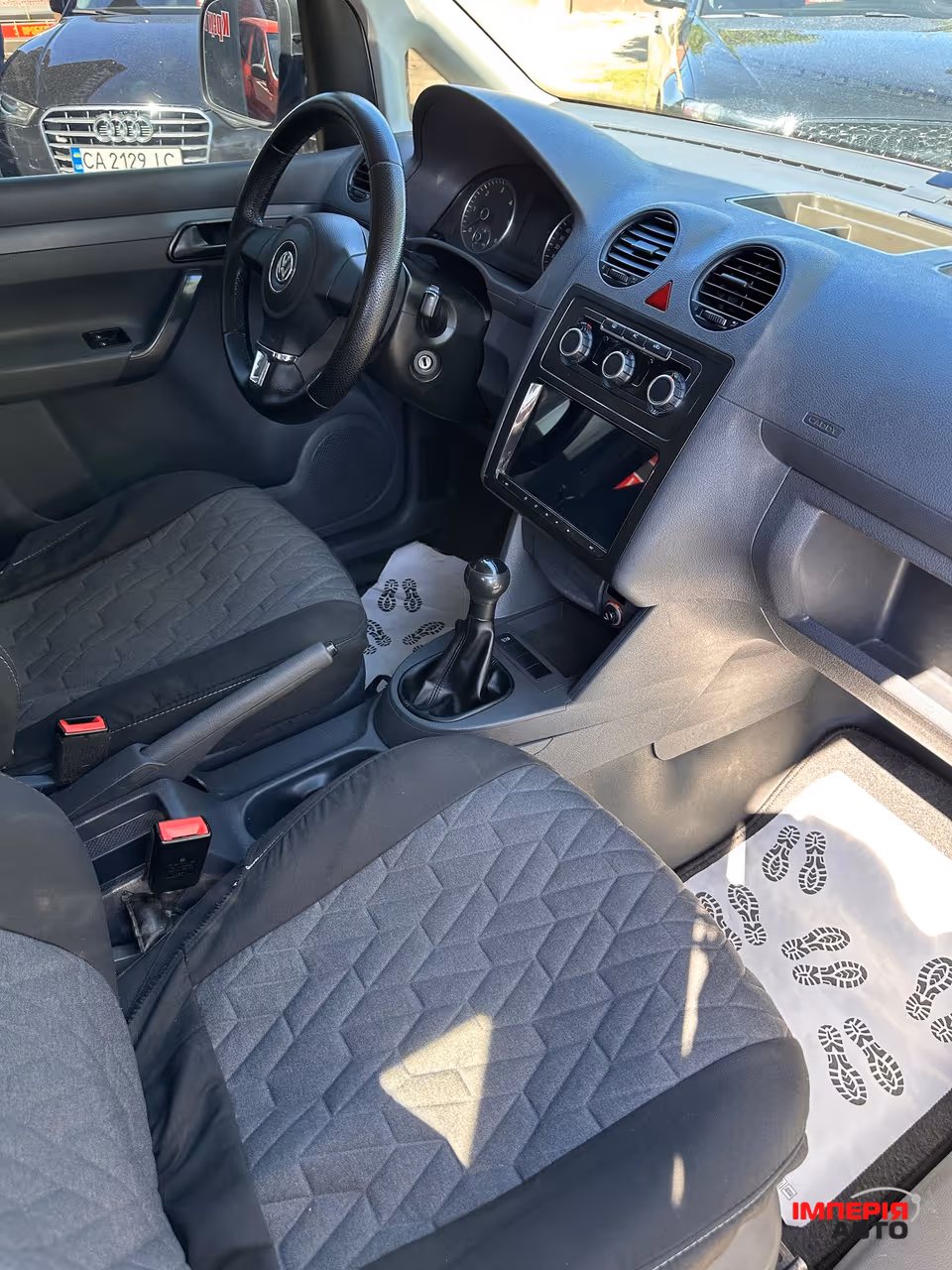 Volkswagen Caddy - фото 6