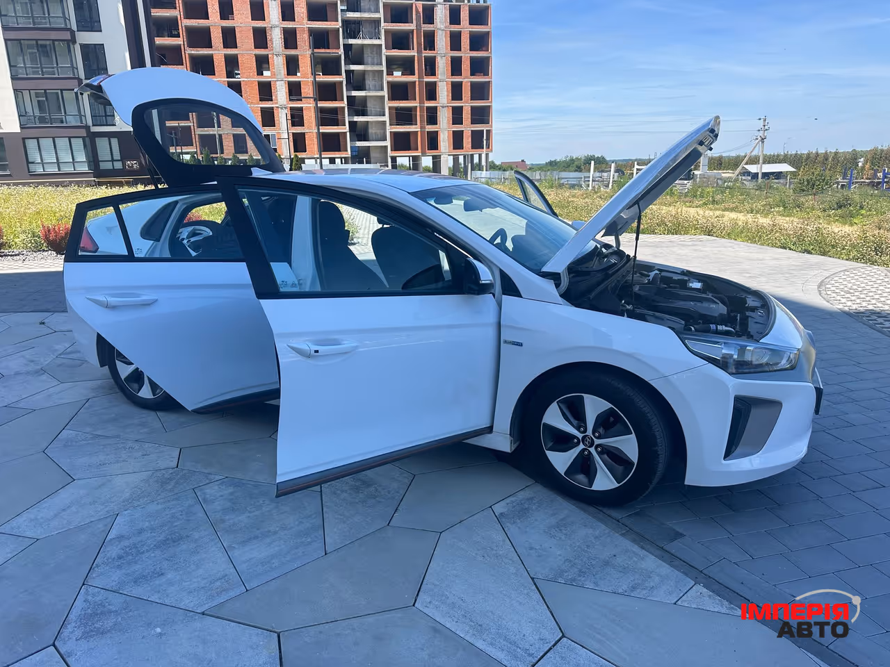 Hyundai IONIQ - фото 40