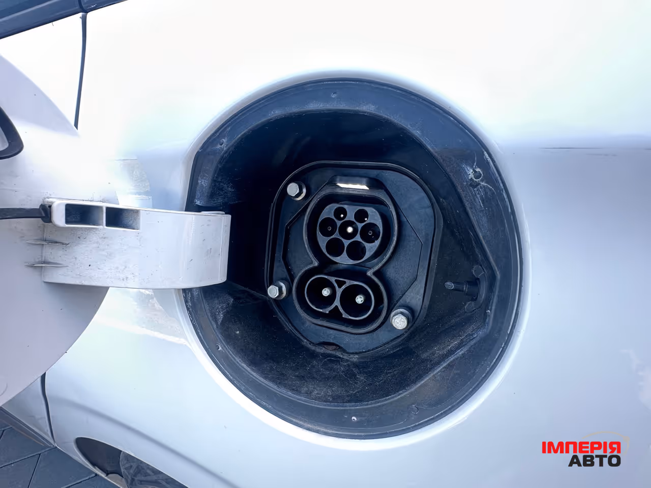 Hyundai IONIQ - фото 25