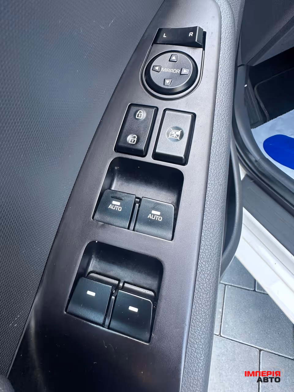 Hyundai IONIQ - фото 14