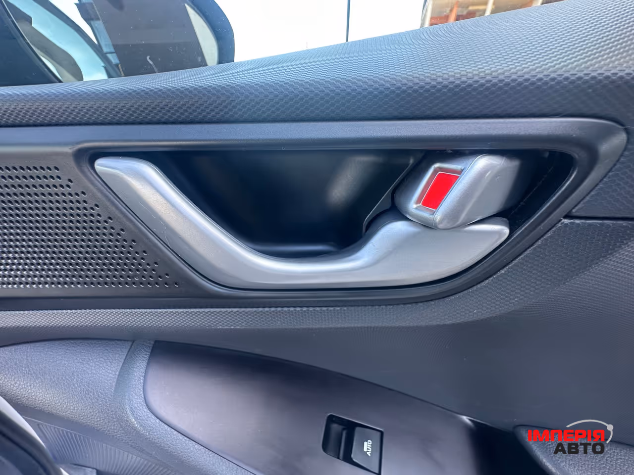 Hyundai IONIQ - фото 23