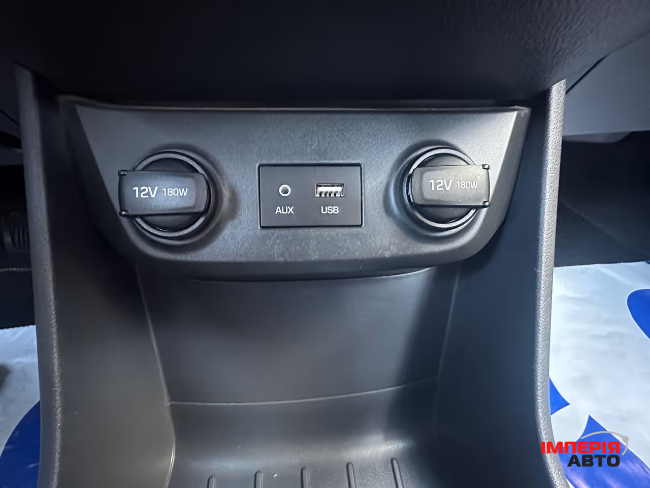 Hyundai IONIQ - фото 28