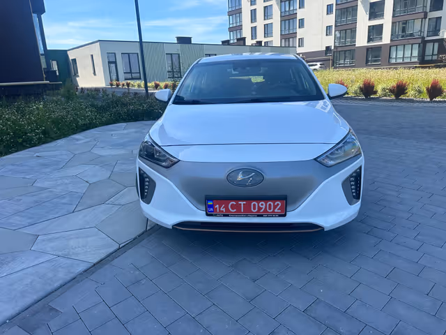 Hyundai IONIQ - фото 3