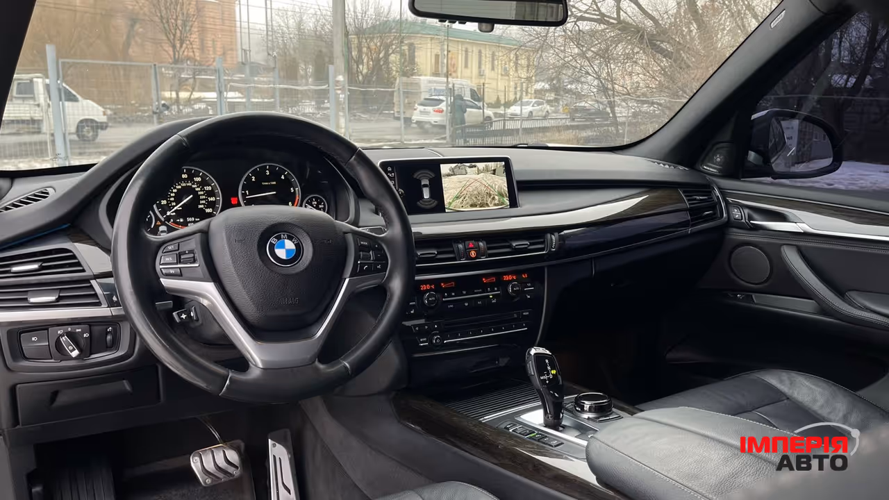 BMW X5 - фото 56