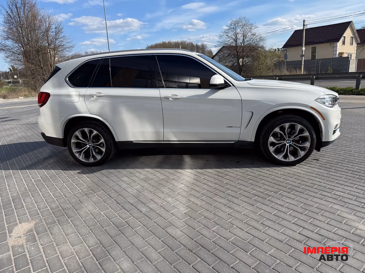 BMW X5 - фото 12