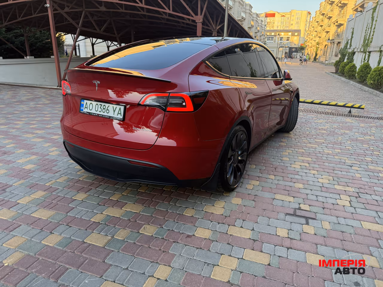 Tesla Model Y - фото 4