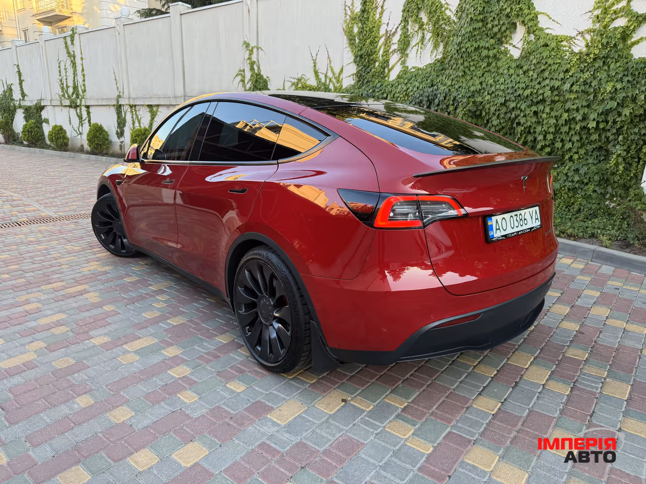 Tesla Model Y - фото 7