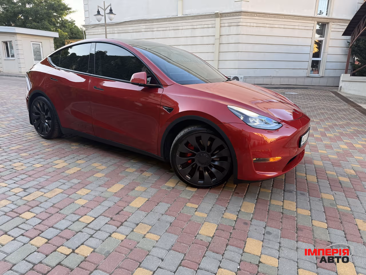 Tesla Model Y - фото 6
