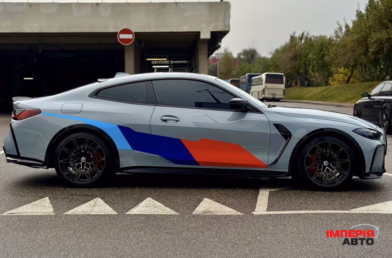 BMW M4 - фото 8