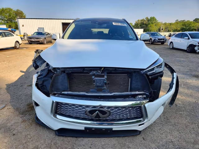 Infiniti QX50 - фото 3