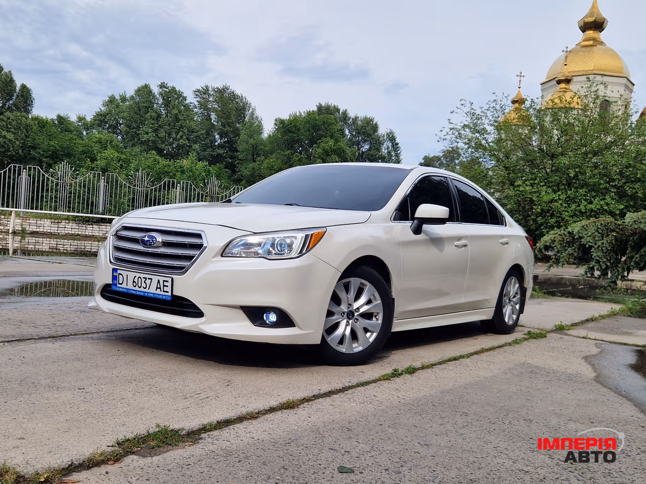 Subaru Legacy - фото 1