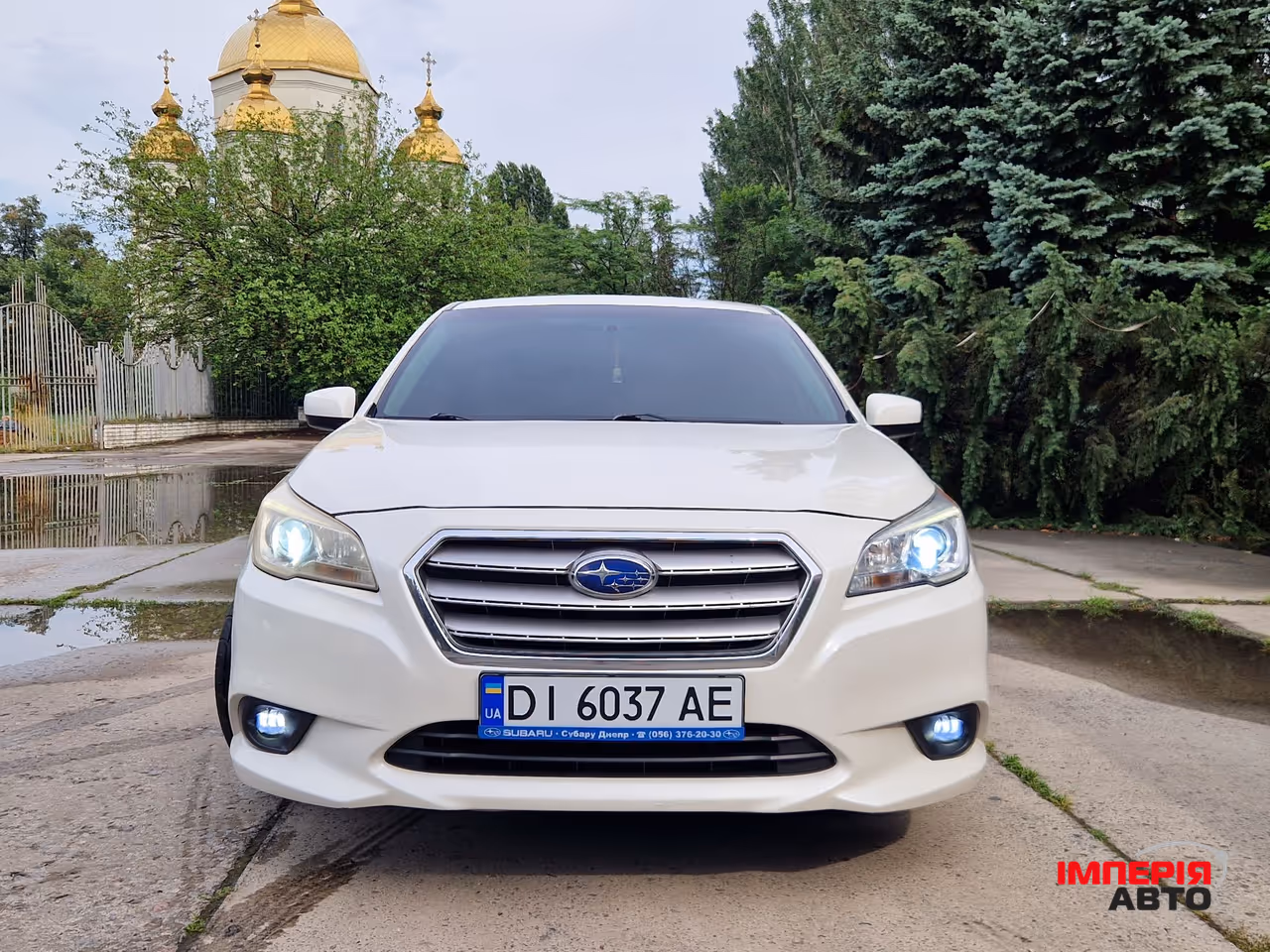 Subaru Legacy - фото 2