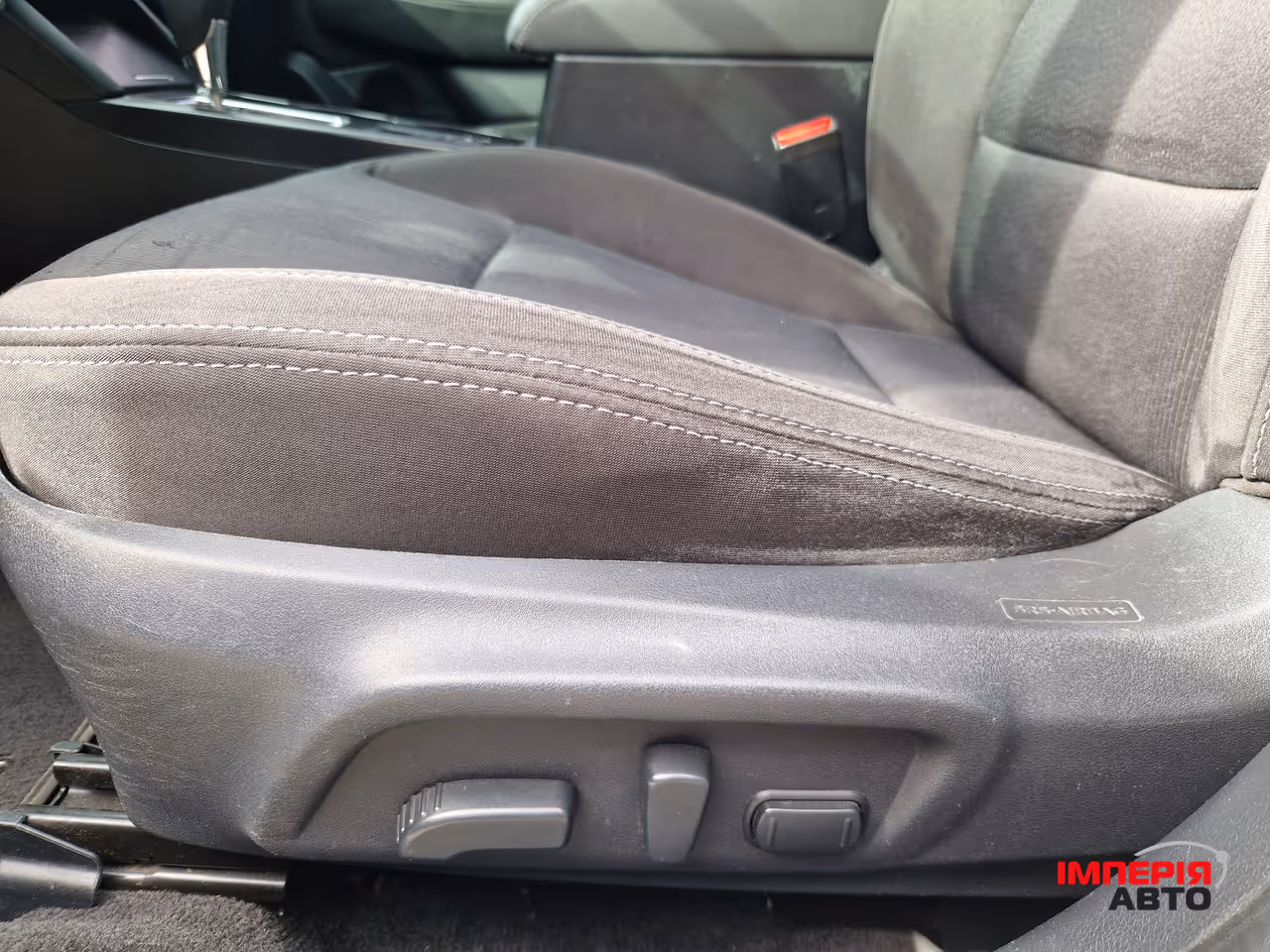Subaru Legacy - фото 14