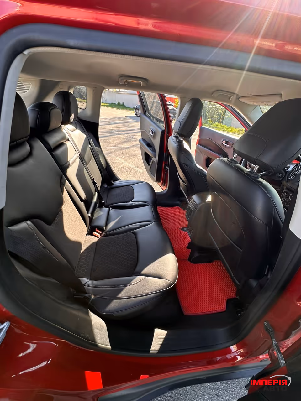 Jeep Compass - фото 11