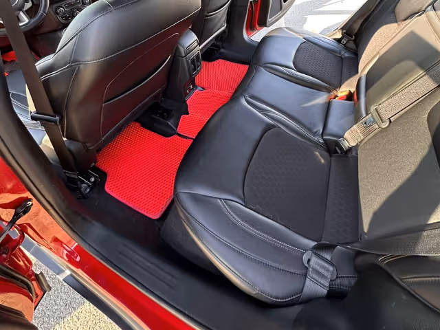Jeep Compass - фото 2