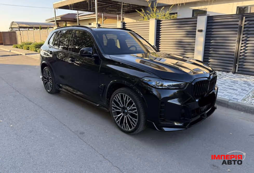 BMW X5 - фото 1