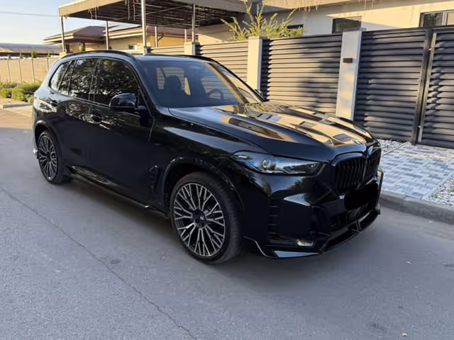 BMW X5 - фото 1