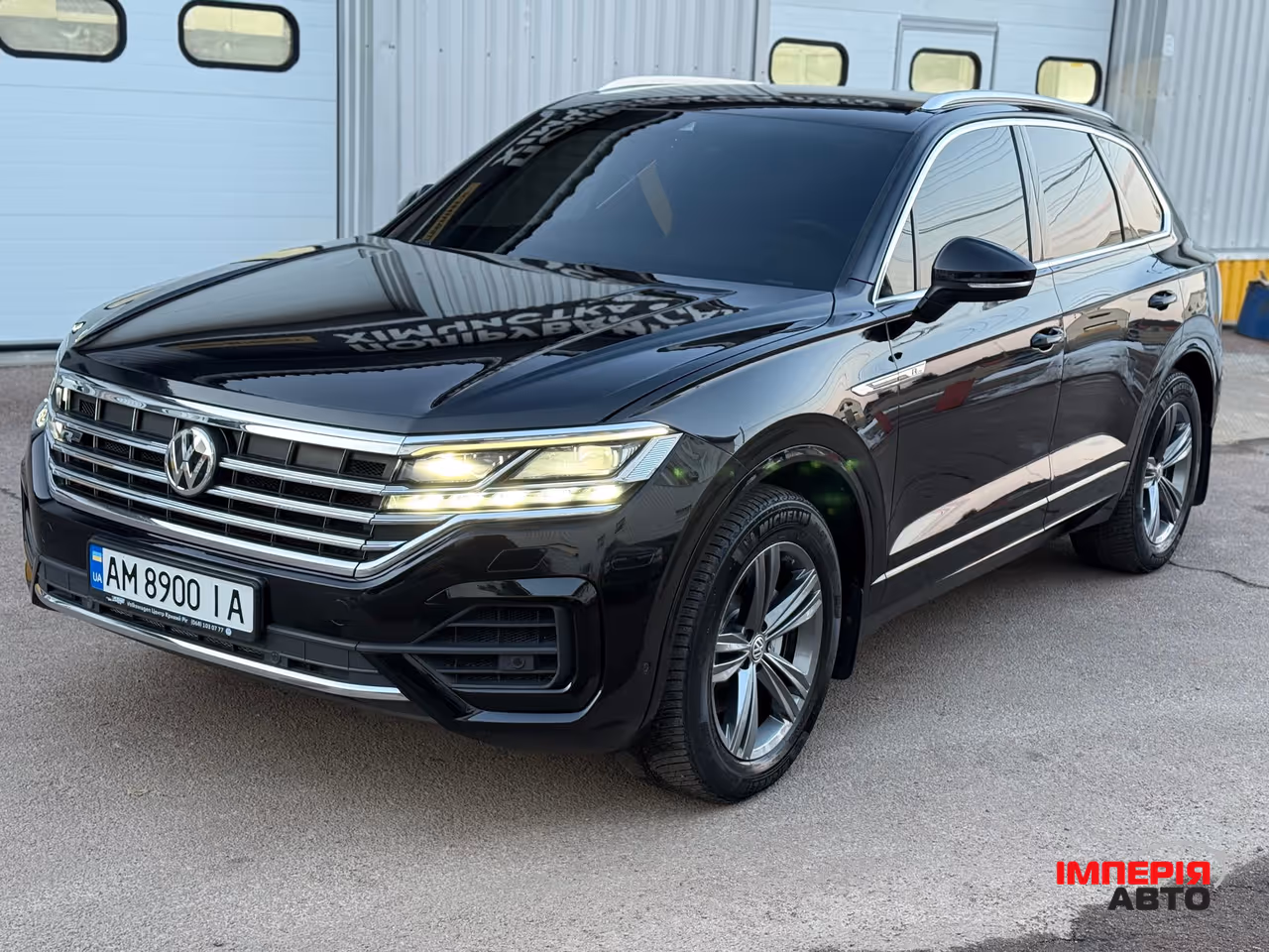 Volkswagen Touareg - фото 3
