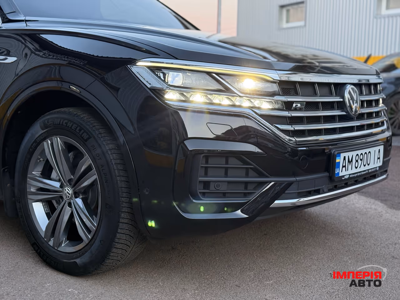 Volkswagen Touareg - фото 18