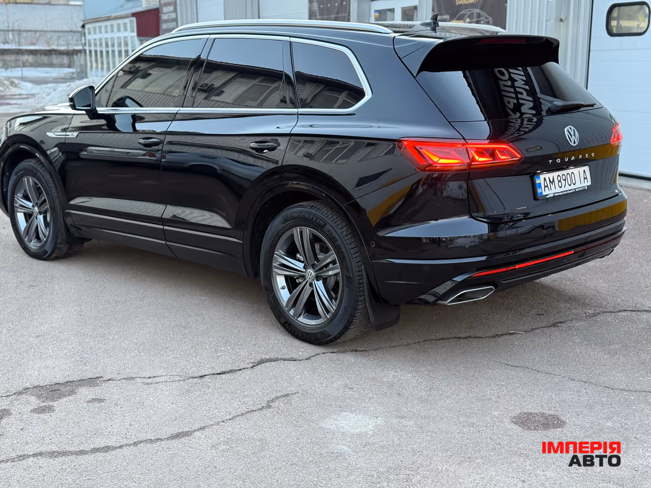 Volkswagen Touareg - фото 7
