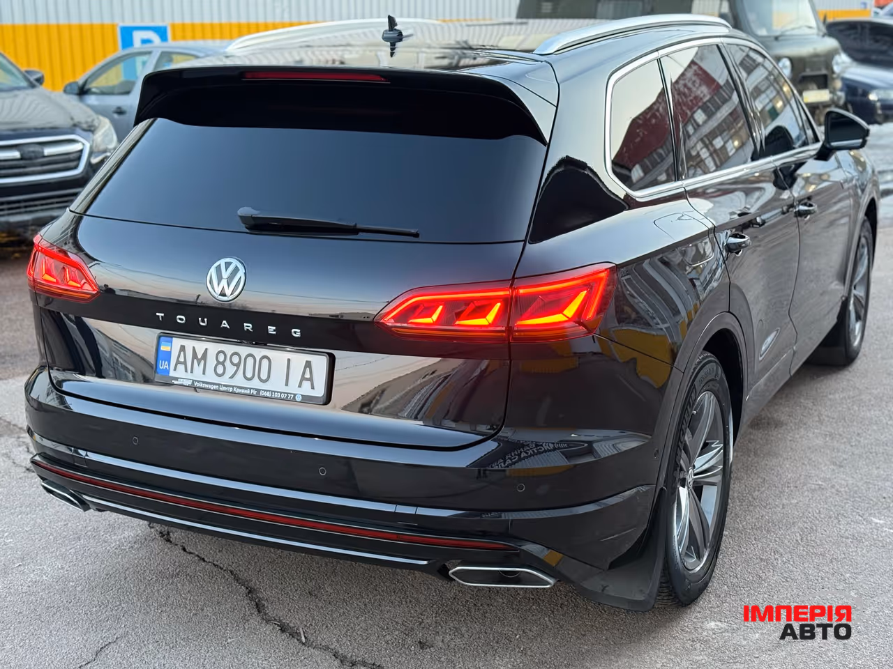 Volkswagen Touareg - фото 10