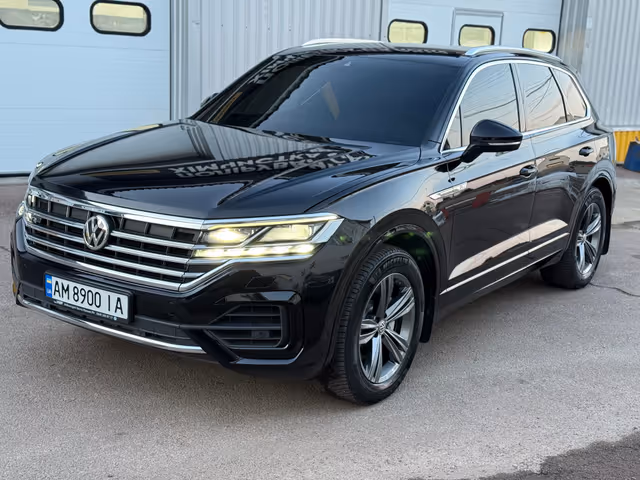 Volkswagen Touareg - фото 3
