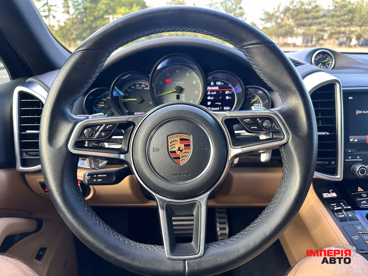 Porsche Cayenne - фото 14