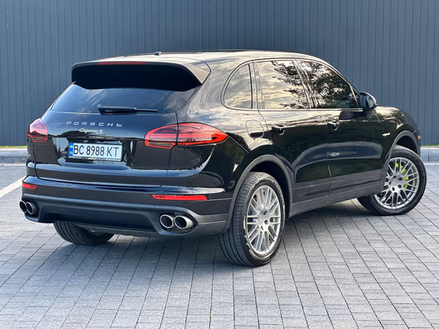 Porsche Cayenne - фото 4