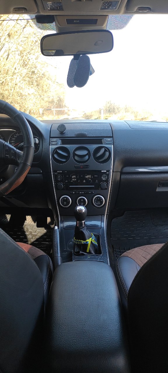 Mazda 6 - фото 11