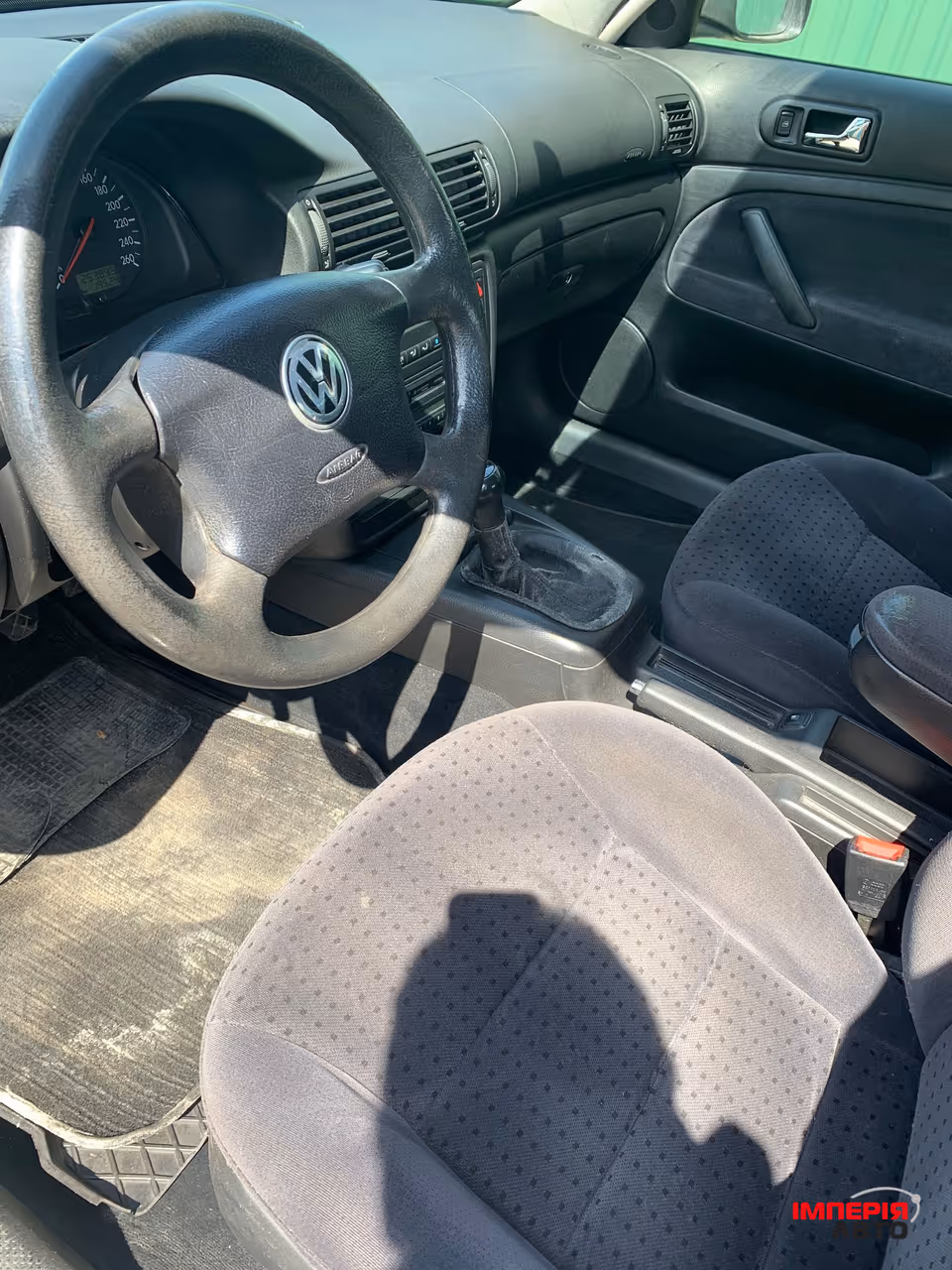 Volkswagen Passat - фото 6