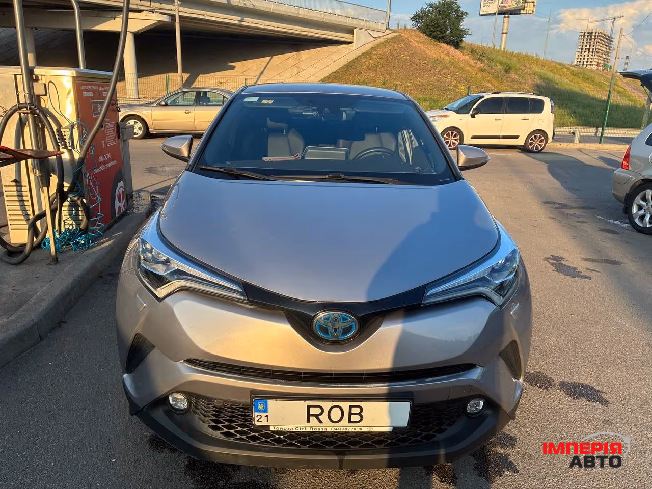 Toyota C-HR - фото 3