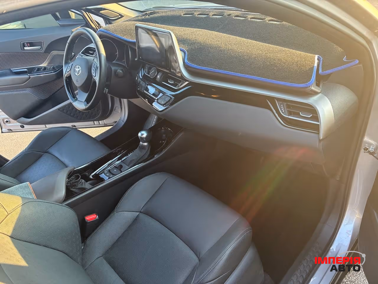 Toyota C-HR - фото 14