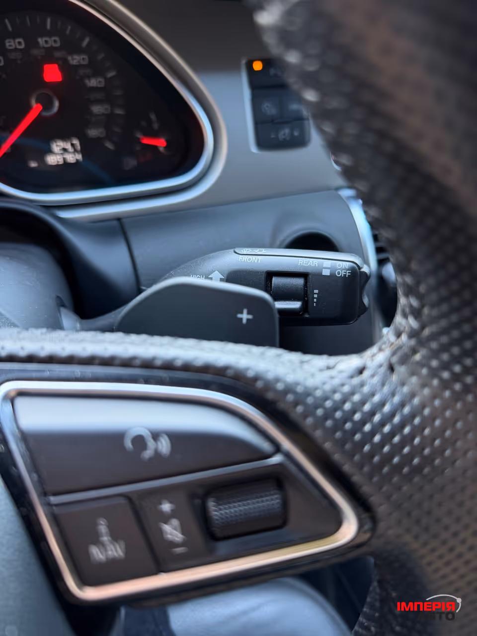 Audi Q7 - фото 5