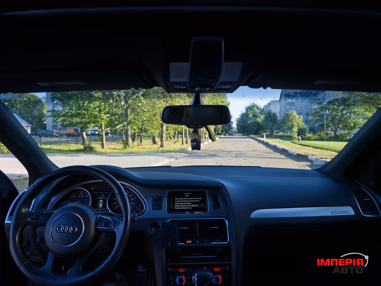 Audi Q7 - фото 10